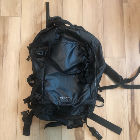 burton ak 23l backpack